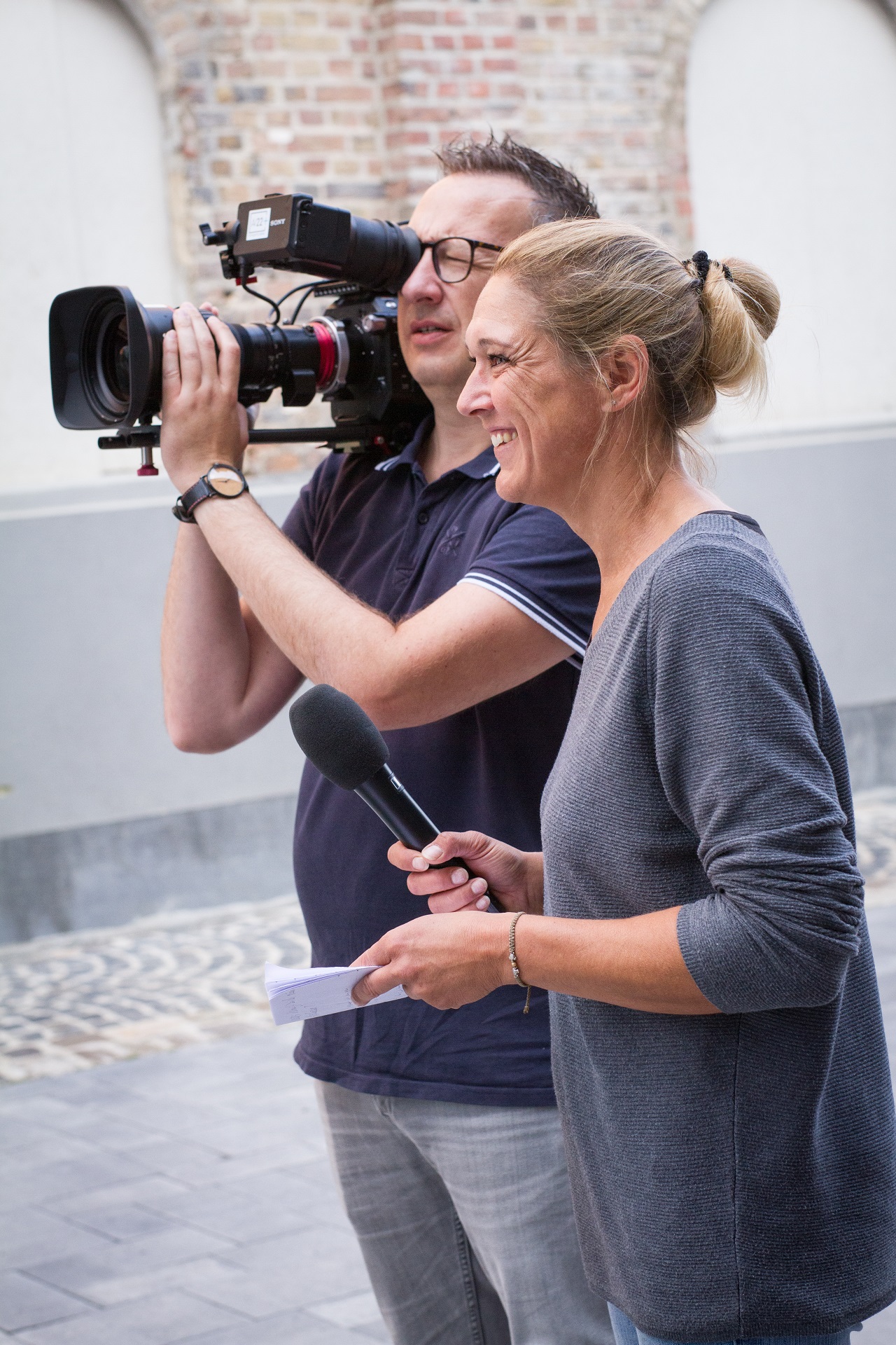 Mit unseren Kunden führen wir Medientrainings durch.